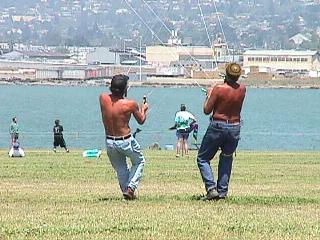 Would you believe...2 men...4 kites?